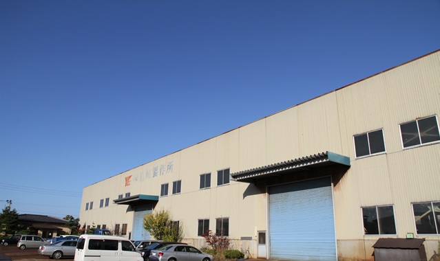 製缶工場外観